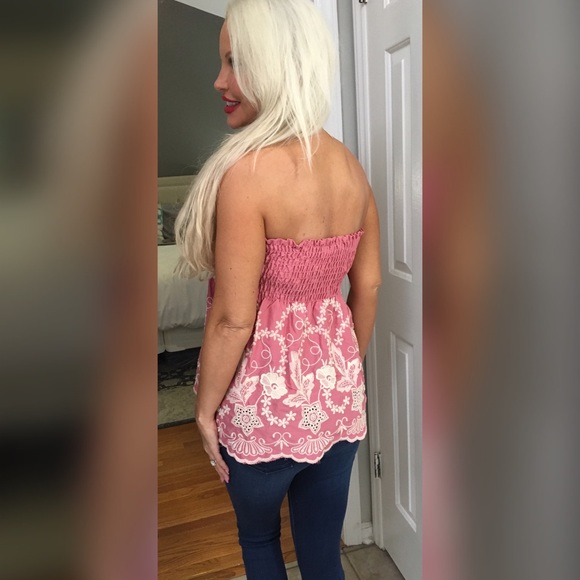 LAST 1! 🌸 A must this Spring! Pink Strapless - Picture 3 of 3